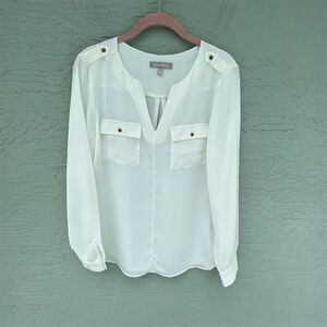 Banana Republic Women's Ivory V-Neck Blouse Size S Long Sleeve Workwear